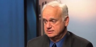 Pros and Cons of Merit Pay for Teachers